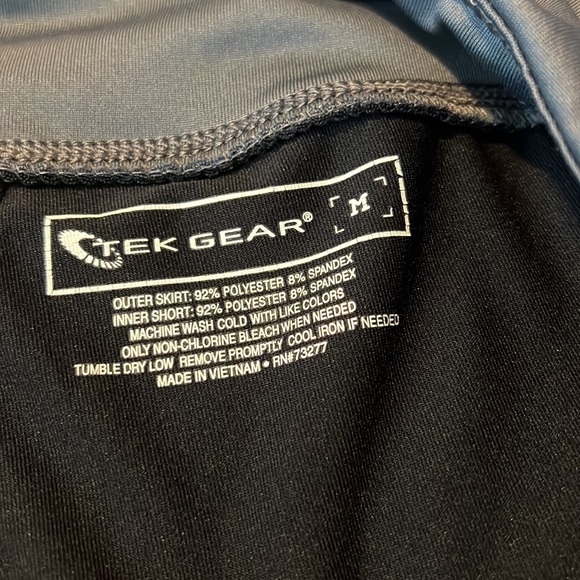 TEK Gear Workout Skort with Pocket - Picture 7 of 10